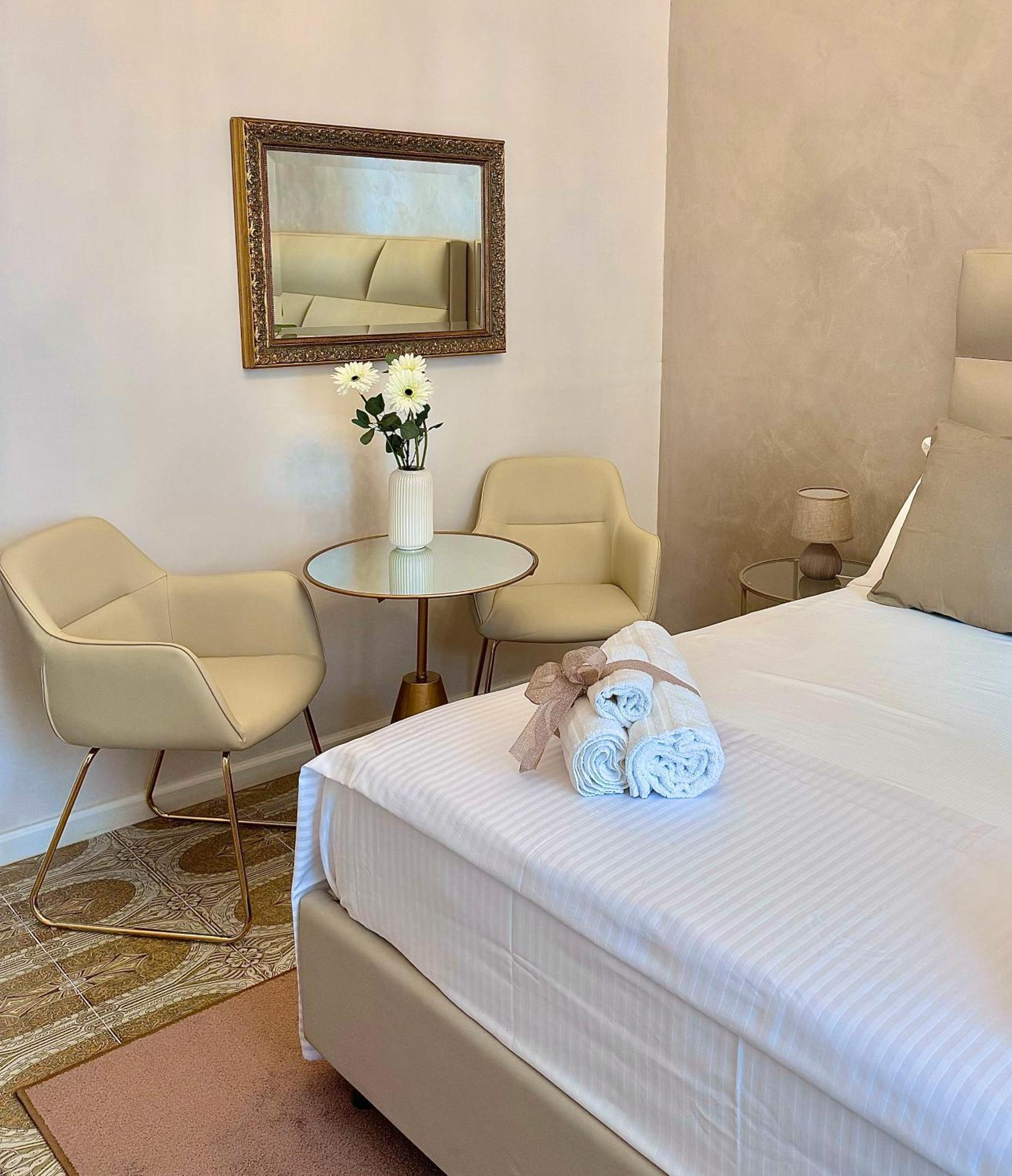 Home To Salerno B&B Extérieur photo